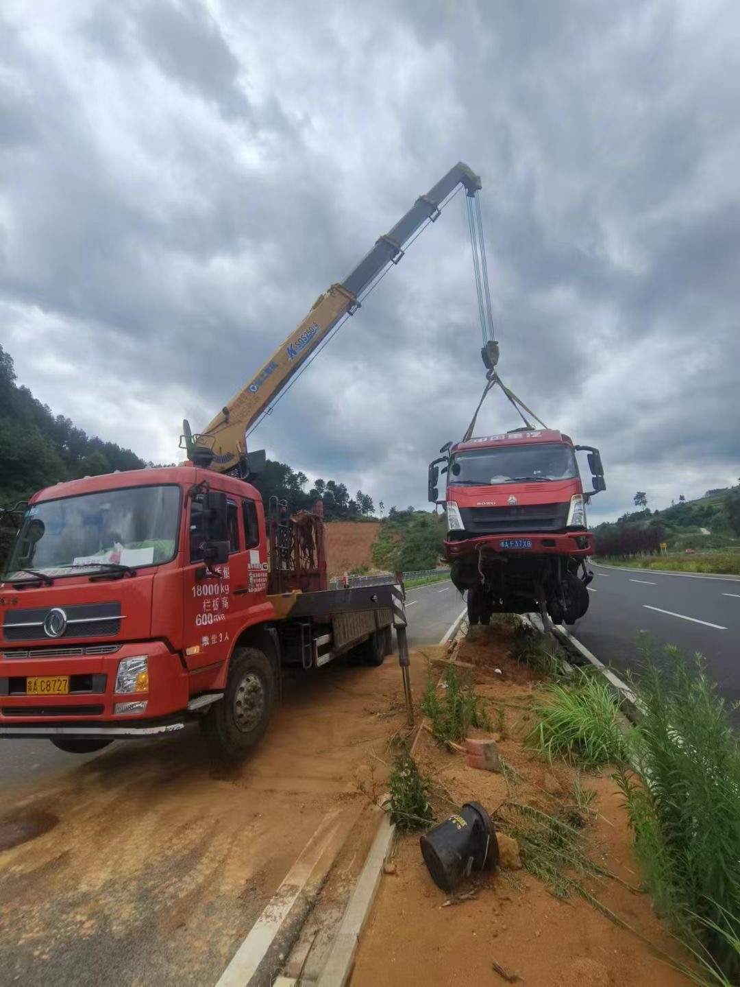 霍山县吊车出租公司在日常生活中对吊车要怎样检查