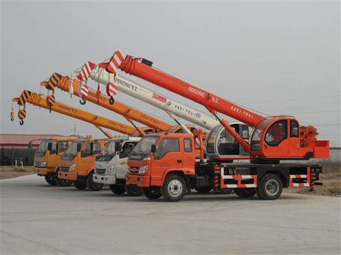 霍山县设备出现故障导致停工，怎么处理？是否有备用设备替换？